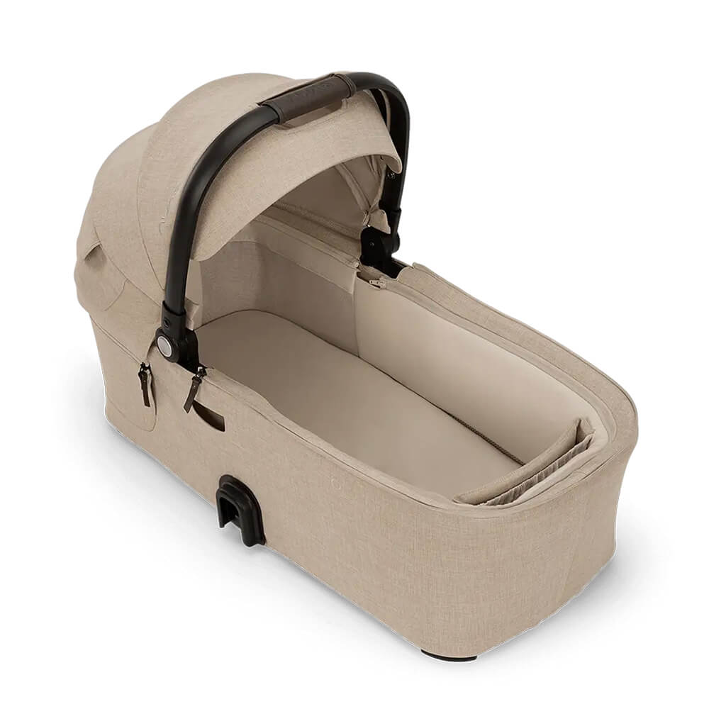 Color_Biscotti | Nuna DEMI Next Bassinet + Stand Hazelwood | NINI and LOLI