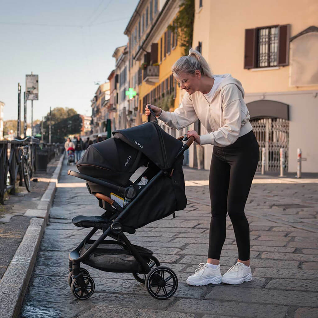 Color_Caviar | TRVL lx + PIPA urbn Travel System | NINI and LOLI