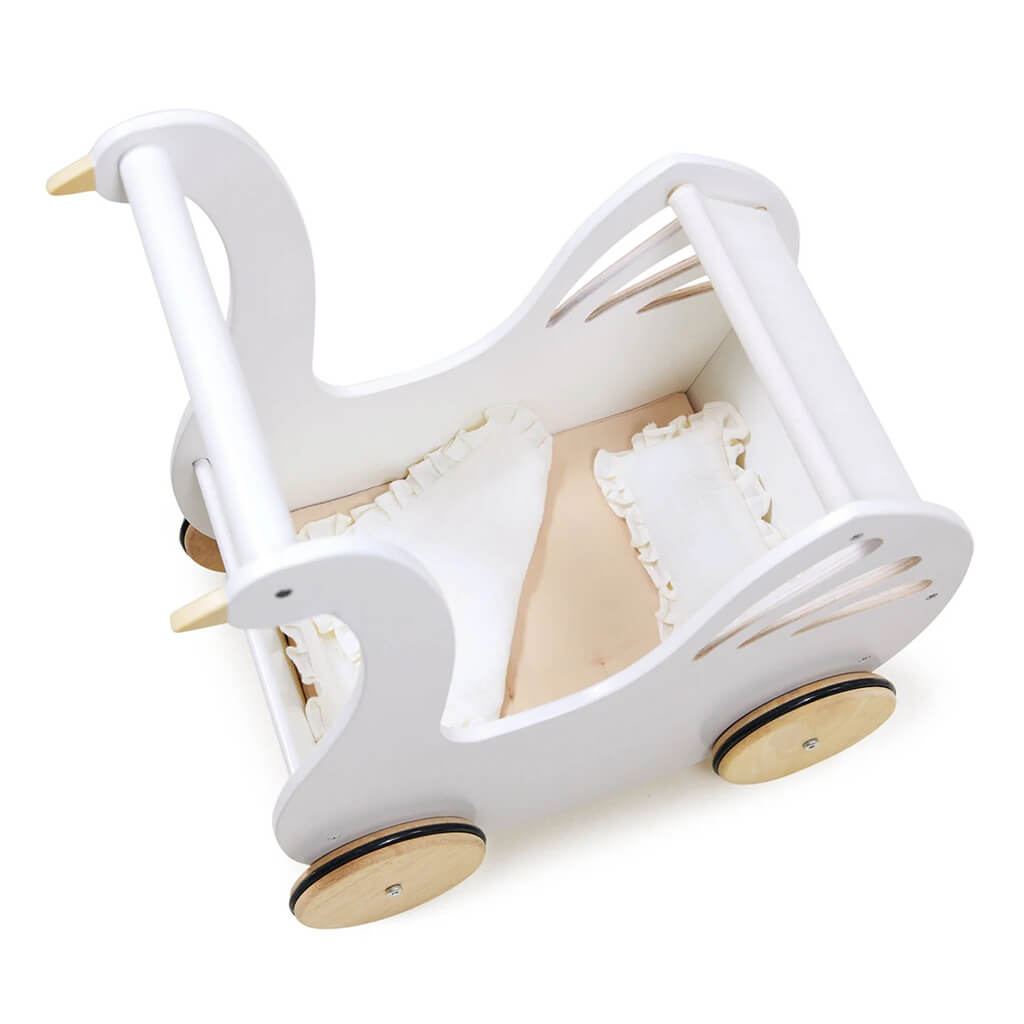 Sweet Swan Pram