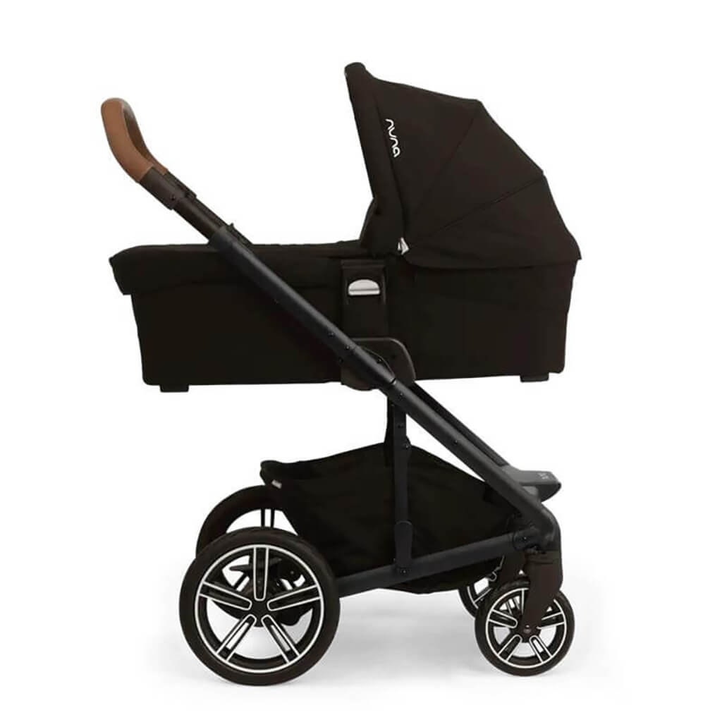 Mixx Series Bassinet + Stand