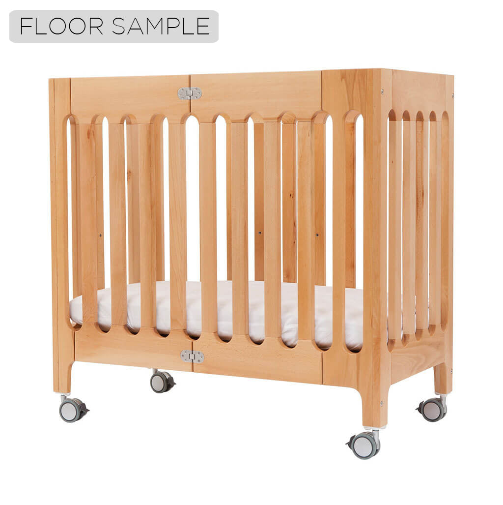 Alma Mini Crib Natural - Floor Sample