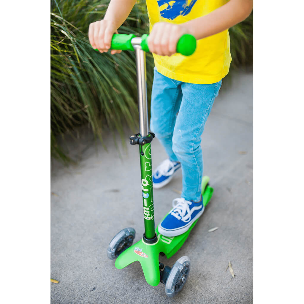 Micro Kickboard Scooter Mini Deluxe LED | Scooters | NINI and LOLI